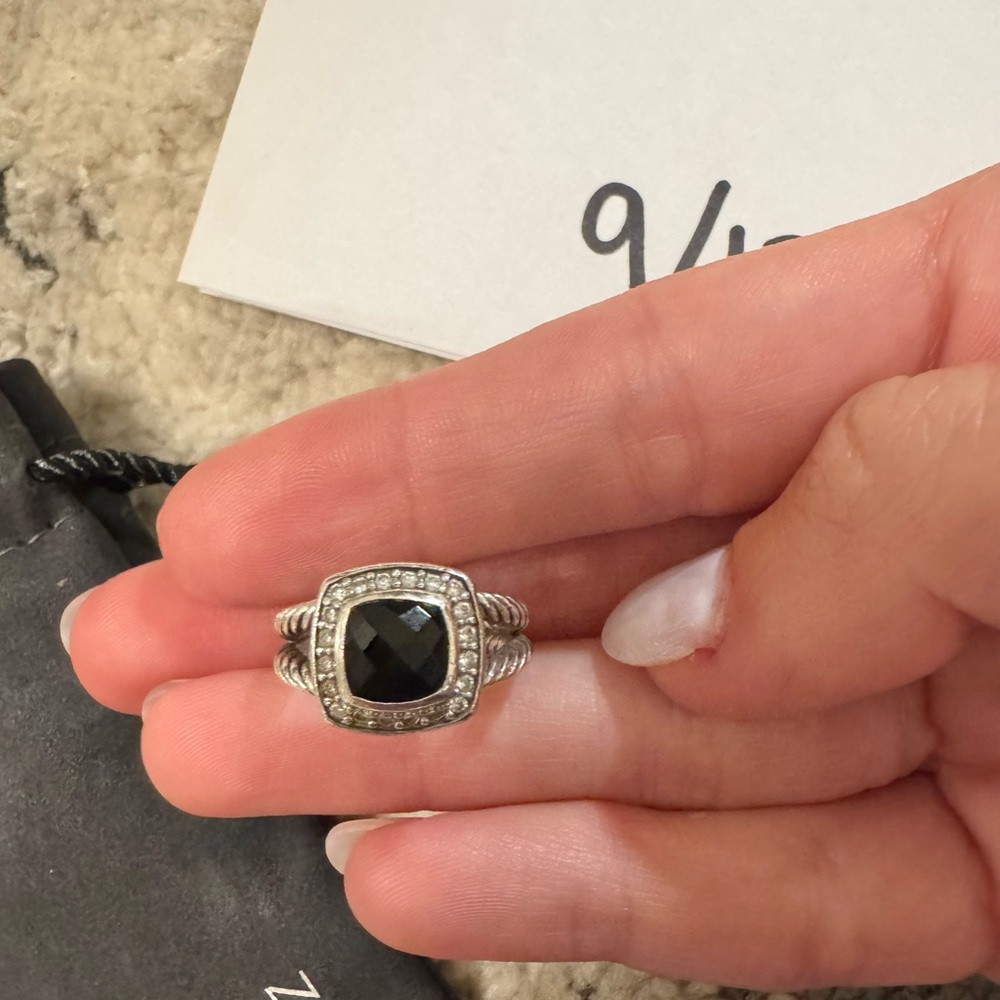 Women’s David Yurman Petite Albion Ring with Black Onyx and Diamonds - Picture 2 of 8